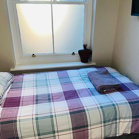 Bed For The Night, Close To Beach, Shops , Train St Leonards-on-Sea المظهر الخارجي الصورة